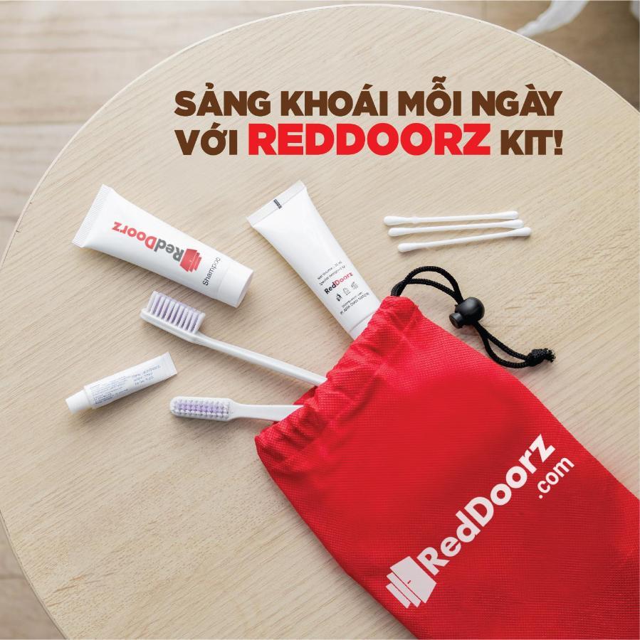 Reddoorz Marieline 2 Hotel Cidade de Ho Chi Minh Exterior foto